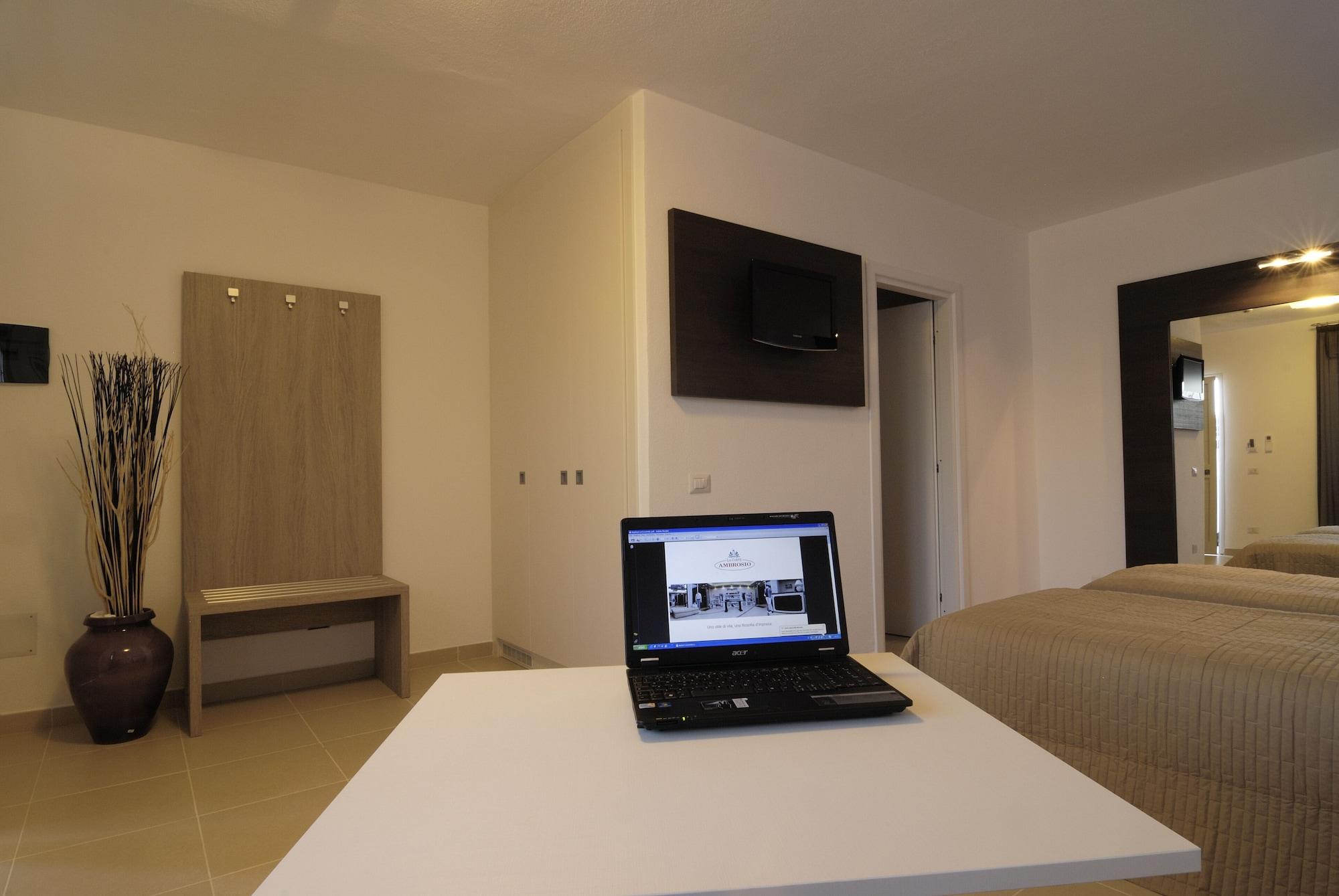 Hotel Ambrosio La Corte Olbia Eksteriør billede