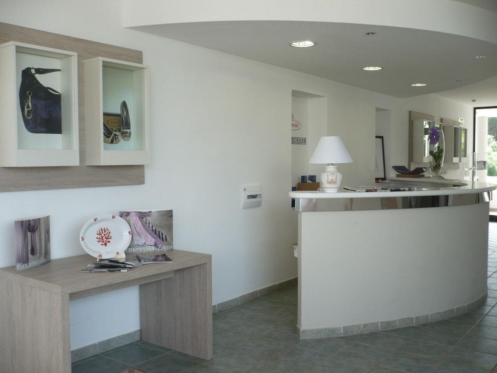Hotel Ambrosio La Corte Olbia Eksteriør billede